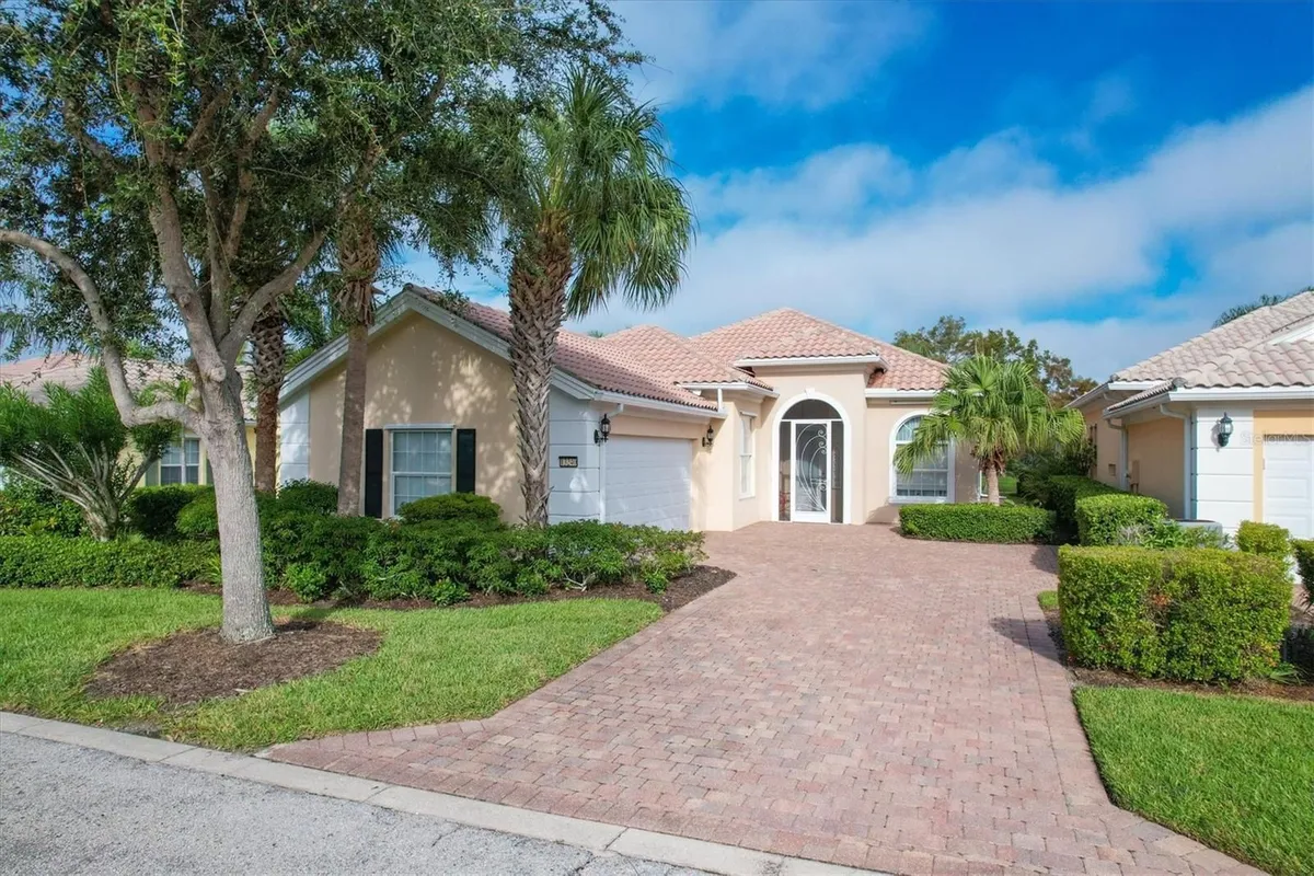 Property Slideshow image 1 of 57 | 13240 guyana st, Venice, FL, 34293