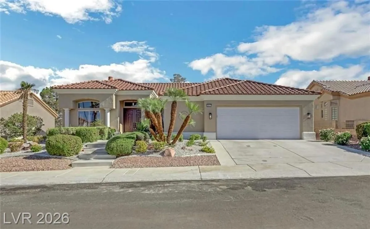 Property Slideshow image 1 of 61 | 9213 villa ridge dr, Las Vegas, NV, 89134