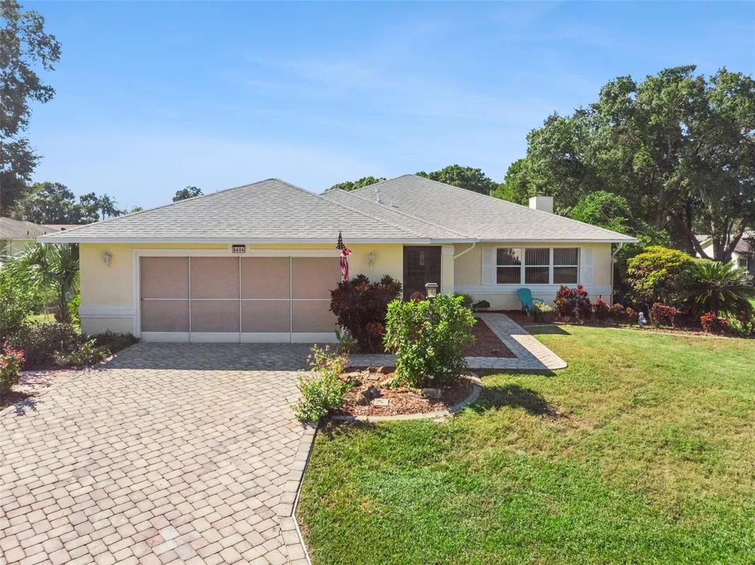 Property Slideshow image 1 of 84 | 6404 tildon ct, Leesburg, FL, 34748