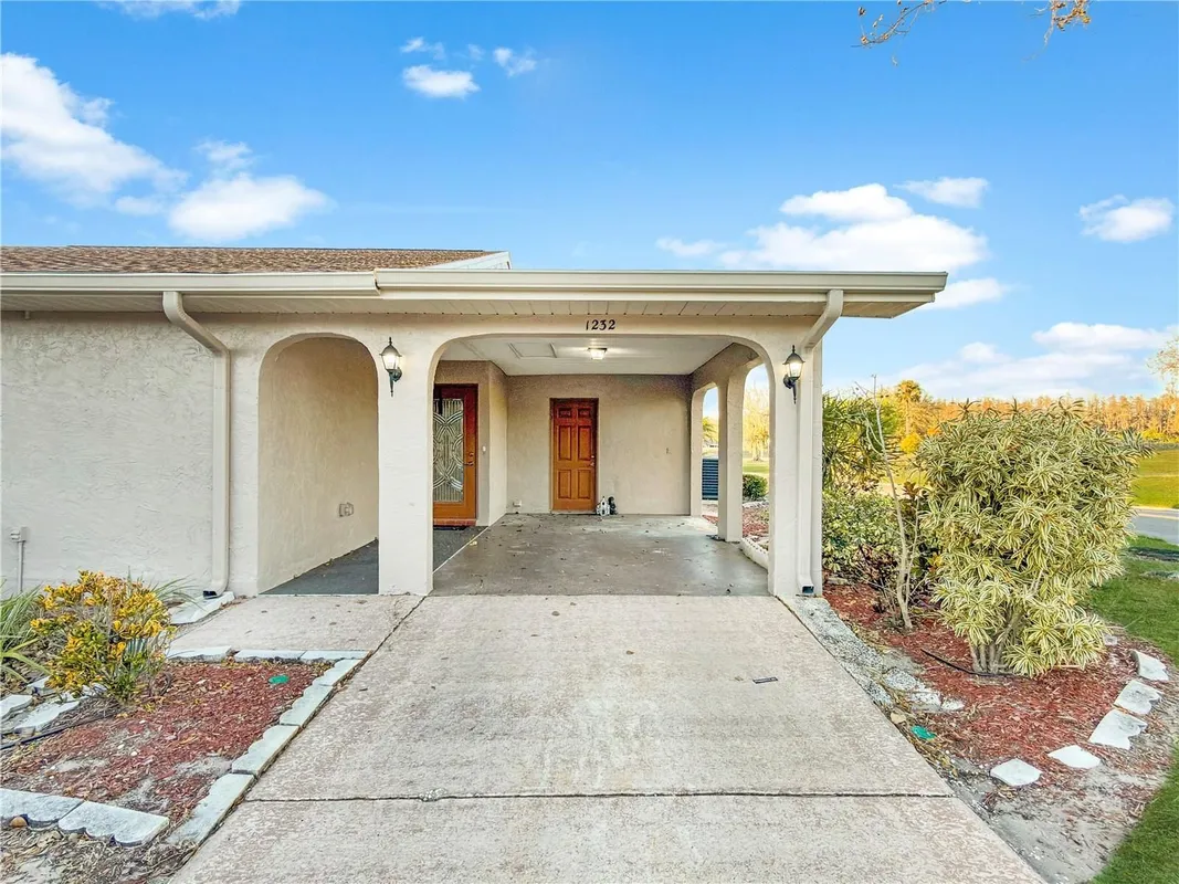 Property Slideshow image 1 of 63 | 1232 haddington cir 65, Sun City Center, FL, 33573