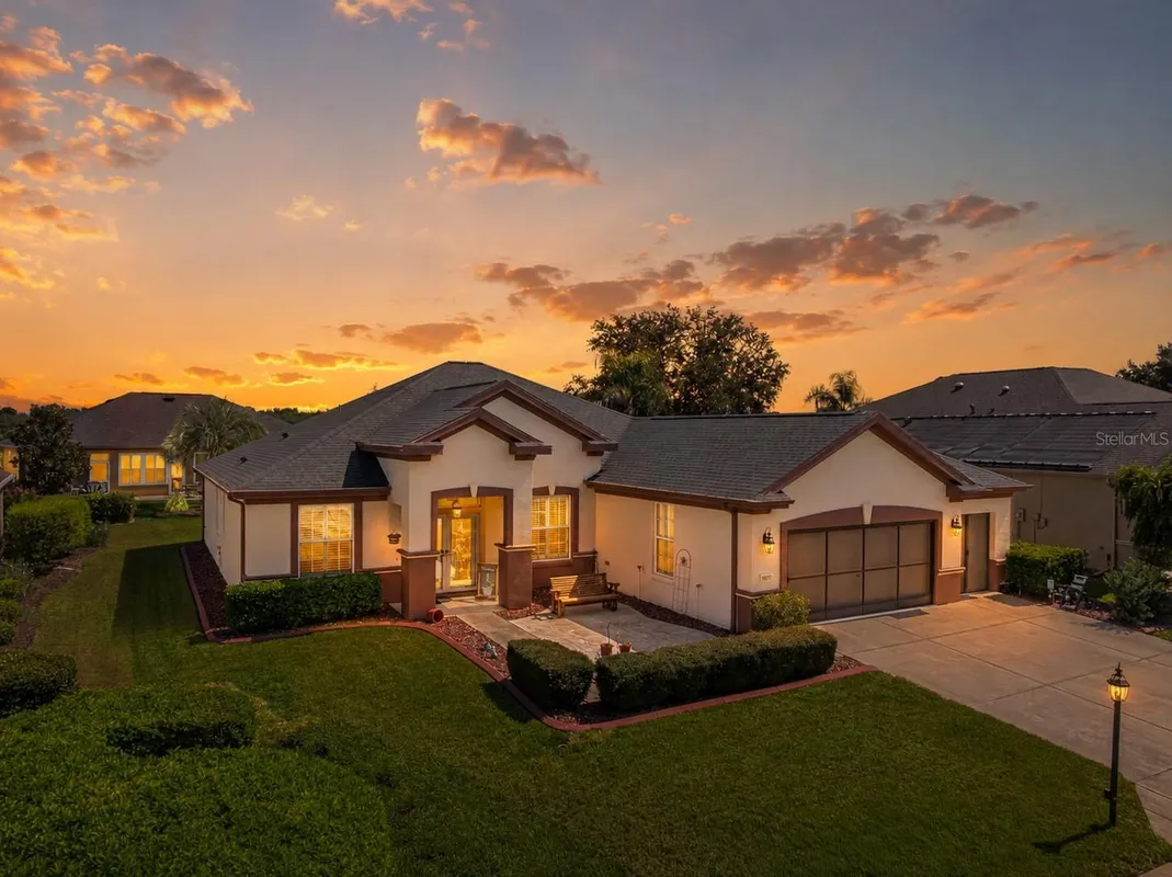 Property Slideshow image 1 of 68 | 8875 se 132nd pl, Summerfield, FL, 34491