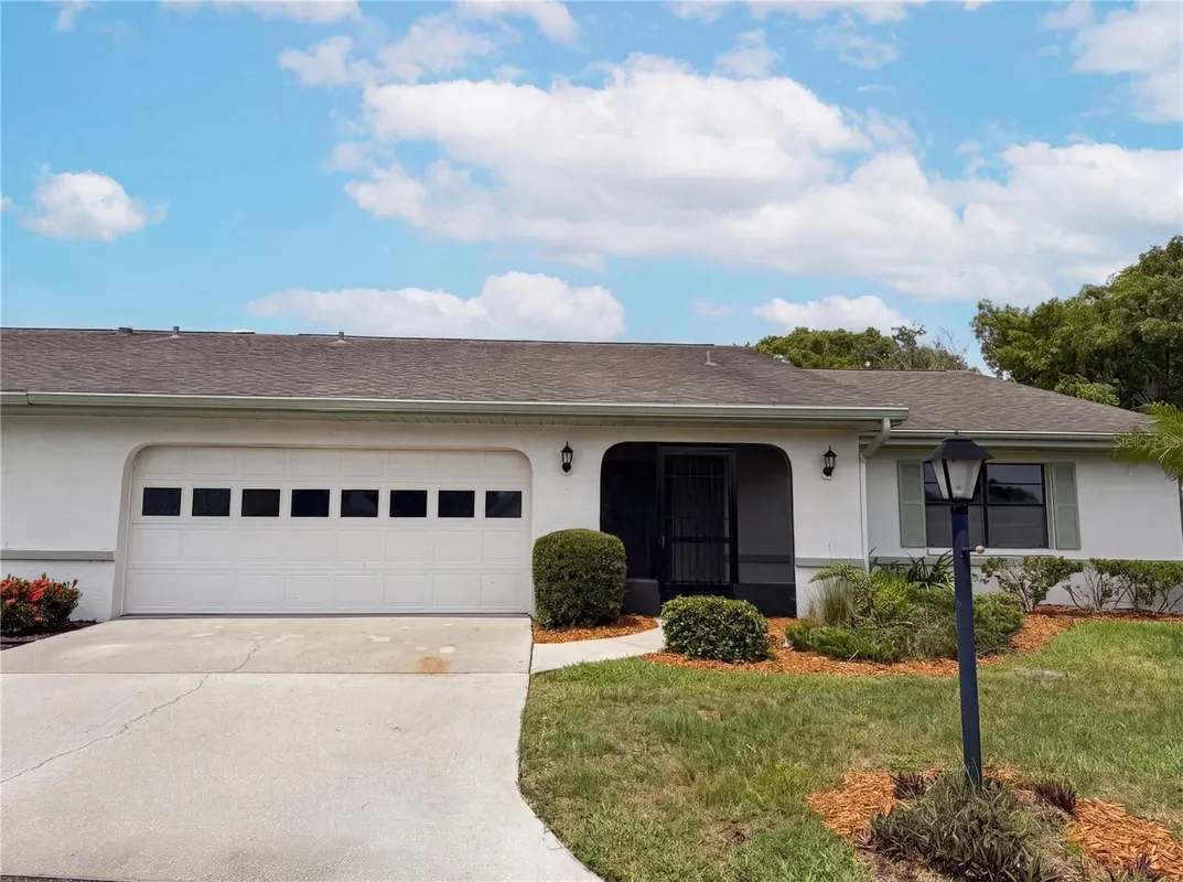 Property Slideshow image 1 of 25 | 1404 leland dr, Sun City Center, FL, 33573