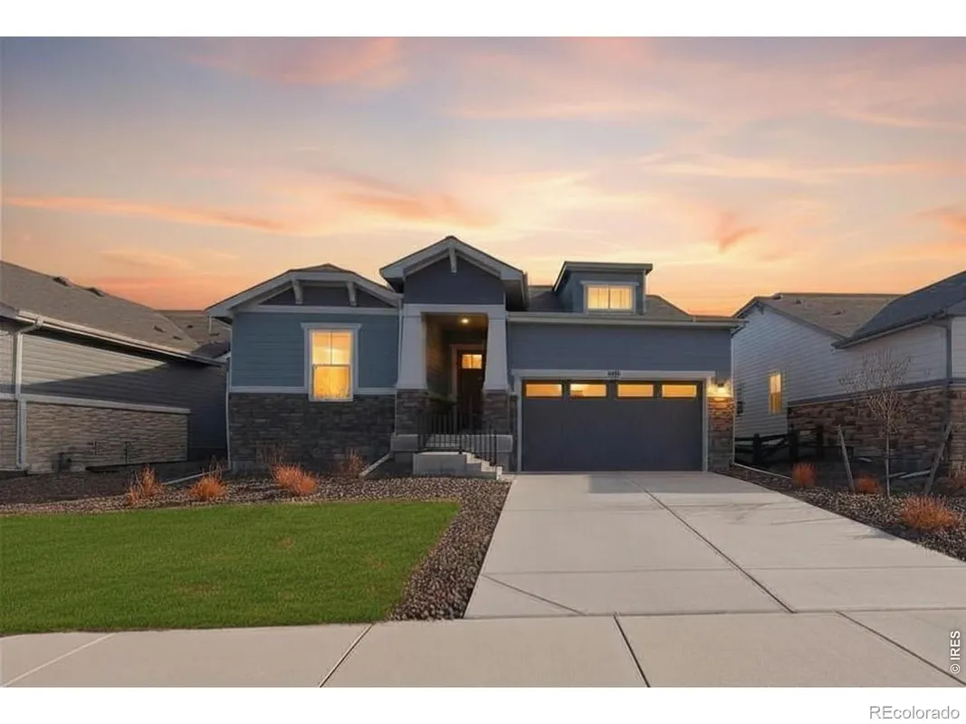 Property Slideshow image 1 of 20 | 8918 s riviera ct, Aurora, CO, 80016