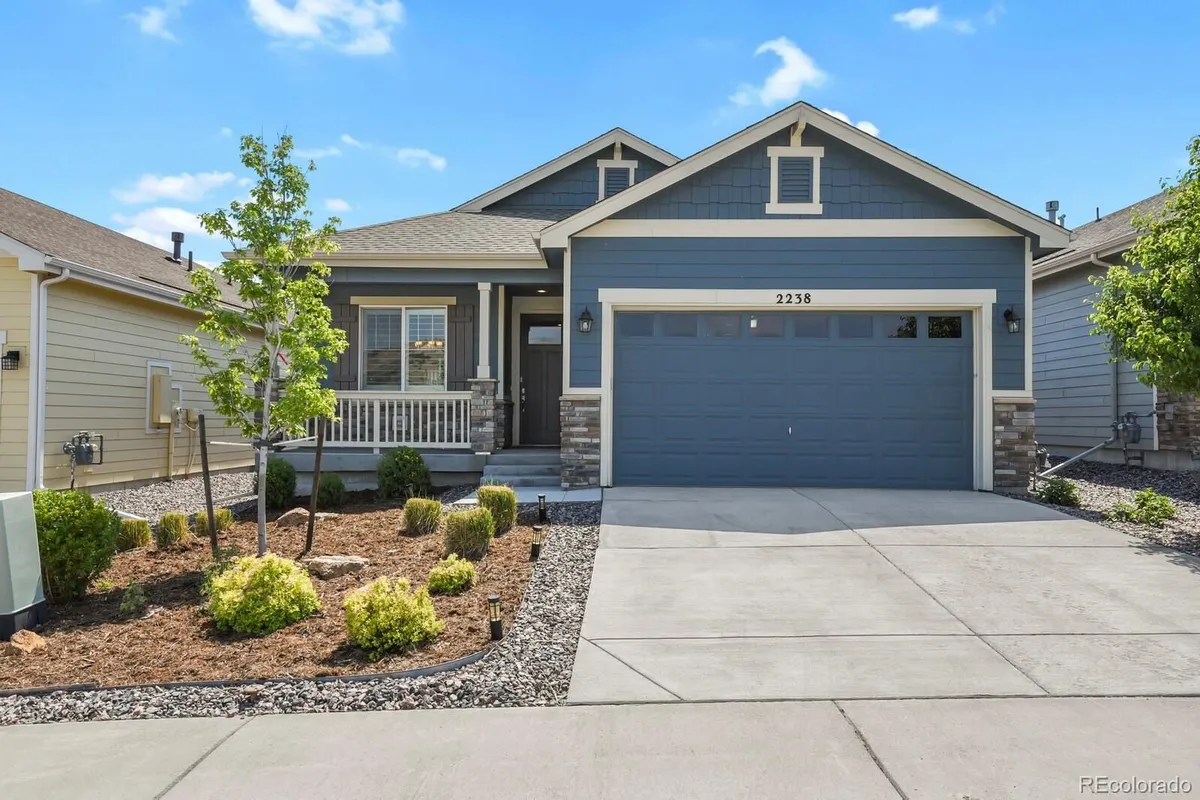 Property Slideshow image 1 of 17 | 2238 dawkins dr, Castle Rock, CO, 80104