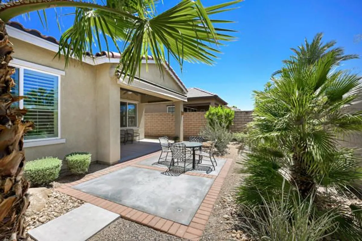 Property Slideshow image 1 of 38 | 85613 treviso dr, Indio, CA, 92203