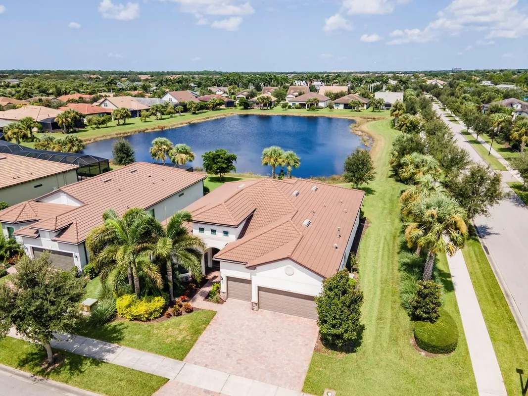 Property Slideshow image 1 of 61 | 5610 rain lily ct, Sarasota, FL, 34238