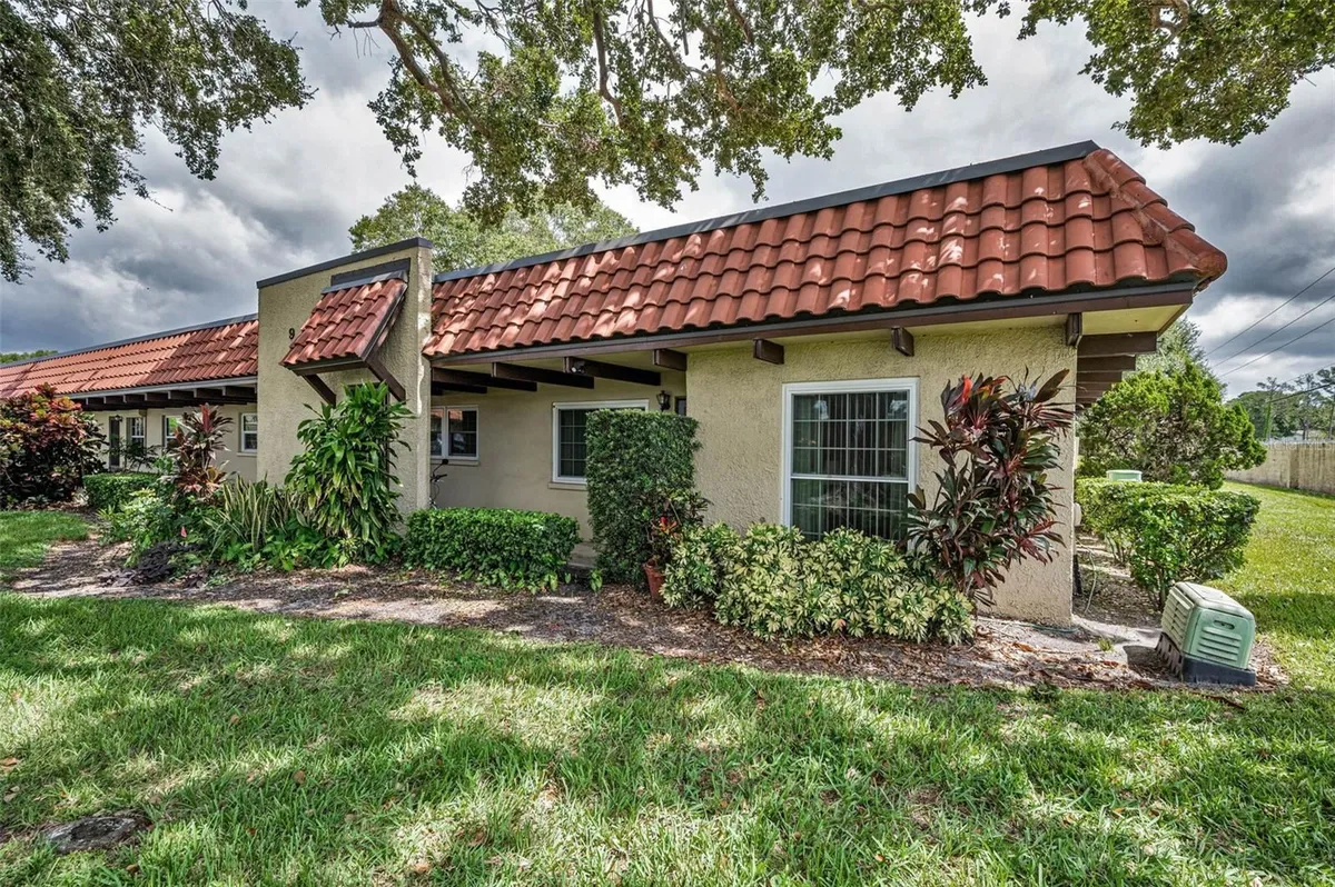 Property Slideshow image 1 of 66 | 1701 pinehurst rd 9h, Dunedin, FL, 34698