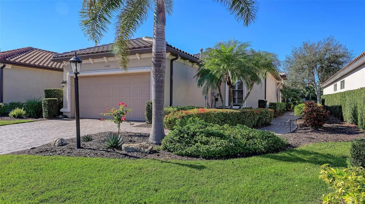 Property Slideshow image 1 of 97 | 5360 vaccaro ct, Bradenton, FL, 34211
