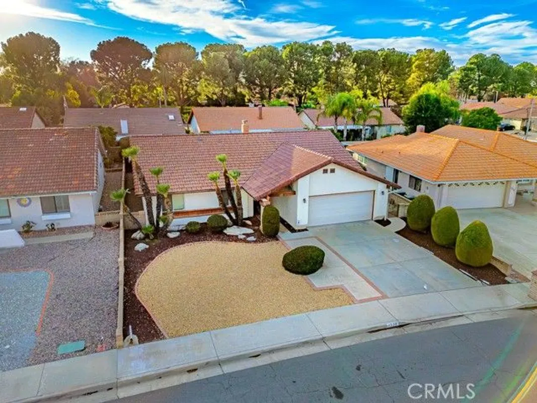 Property Slideshow image 1 of 39 | 1329 hickory dr, Hemet, CA, 92545