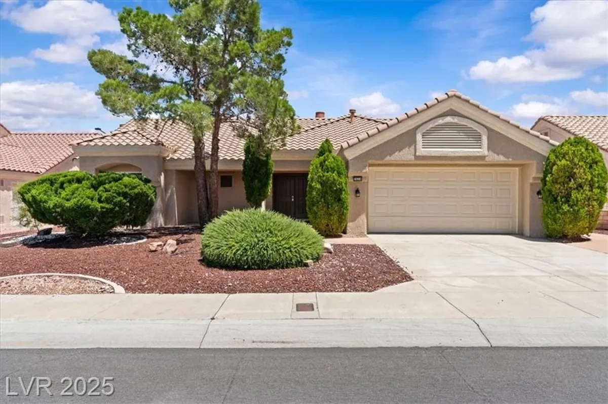 Property Slideshow image 1 of 24 | 2824 morning ridge dr, Las Vegas, NV, 89134