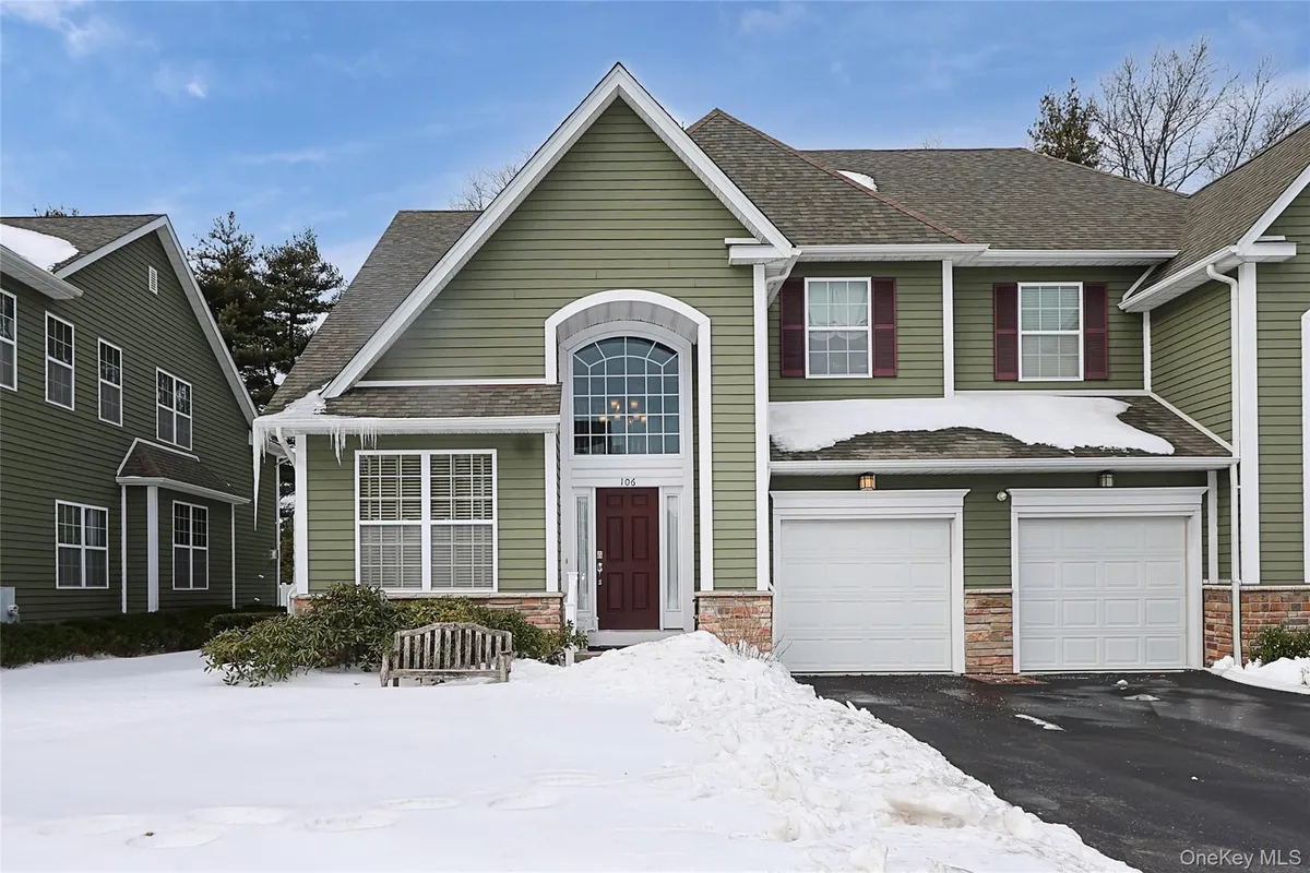 Property Slideshow image 1 of 32 | 106 victoria pl, Huntington, NY, 11747