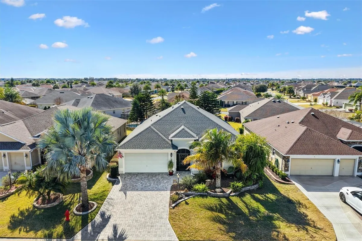 Property Slideshow image 1 of 45 | 1198 reading rd, The Villages, FL, 32163
