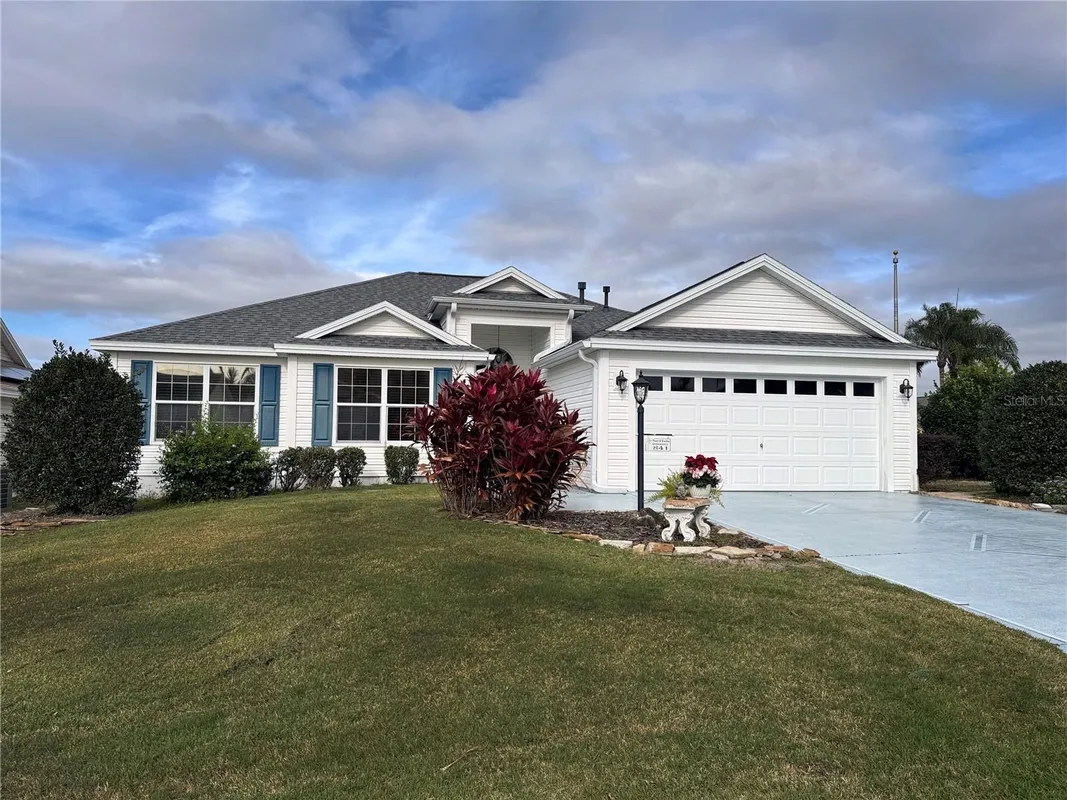 Property Slideshow image 1 of 42 | 841 yemassee loop, The Villages, FL, 32162