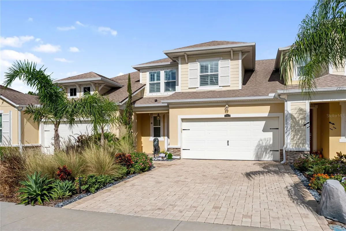 Property Slideshow image 1 of 50 | 11831 meadowgate pl, Bradenton, FL, 34211