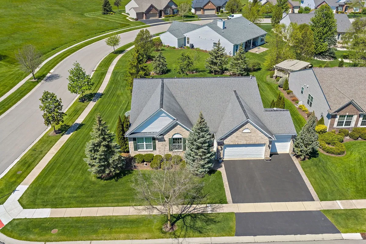 Property Slideshow image 1 of 51 | 12663 bluebell ave, Huntley, IL, 60142