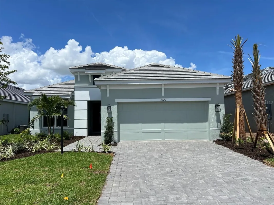 Property Slideshow image 1 of 32 | 3220 vicenza ct, Bradenton, FL, 34211