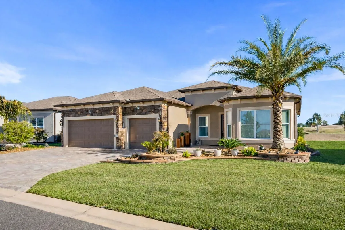 Property Slideshow image 1 of 51 | 6135 sw 86th cir, Ocala, FL, 34481