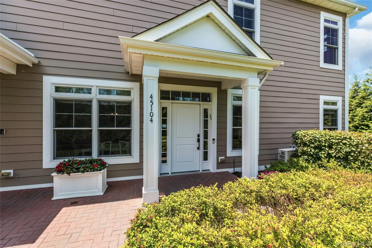 Property Slideshow image 1 of 50 | 45104 silver birch lane ln, Oyster Bay, NY, 11803