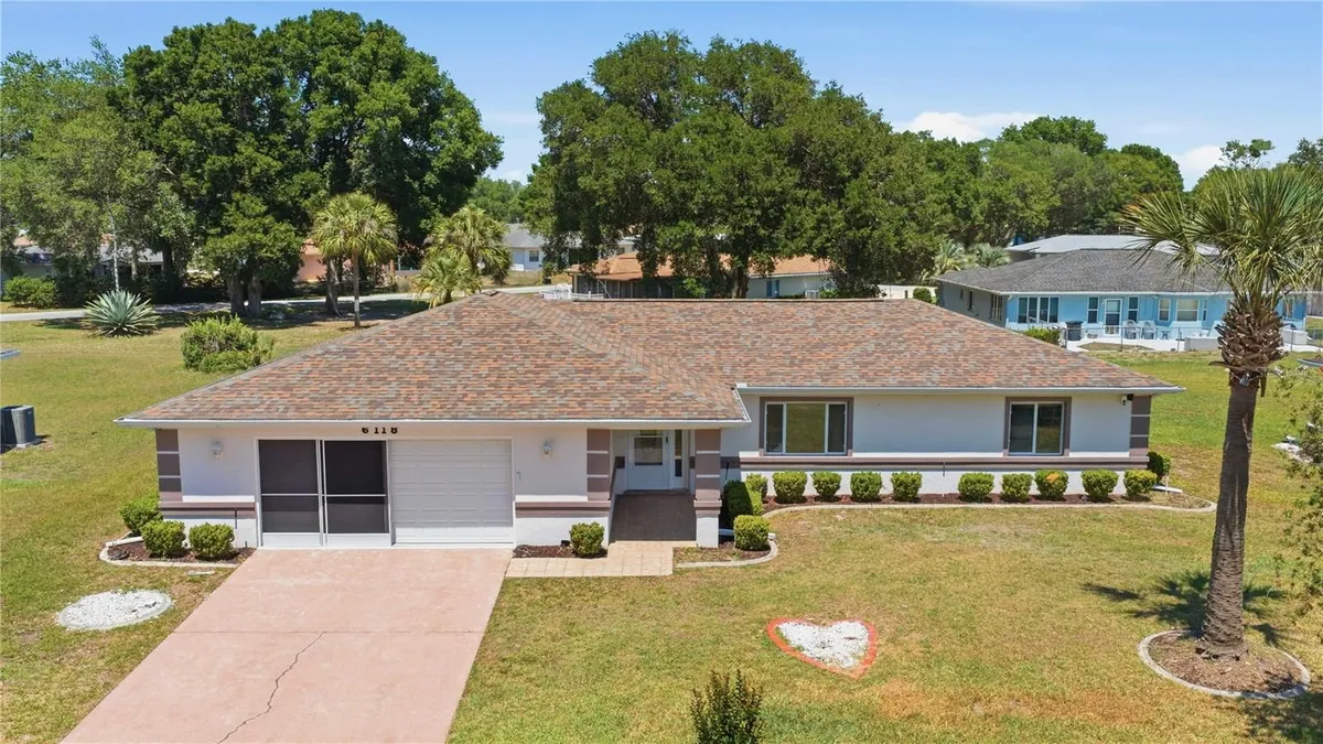 Property Slideshow image 1 of 39 | 6118 sw 100th loop, Ocala, FL, 34476