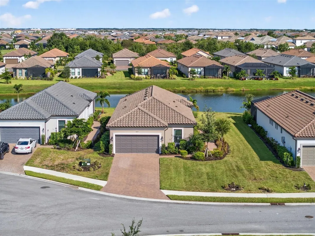 Property Slideshow image 1 of 82 | 3017 duomo ct, Bradenton, FL, 34211