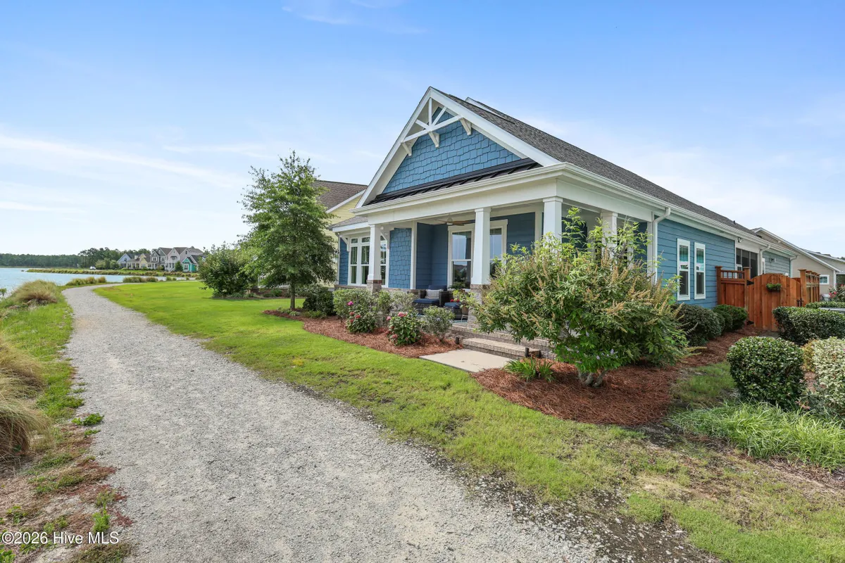 Property Slideshow image 1 of 45 | 4837 waves pointe, Wilmington, NC, 28412