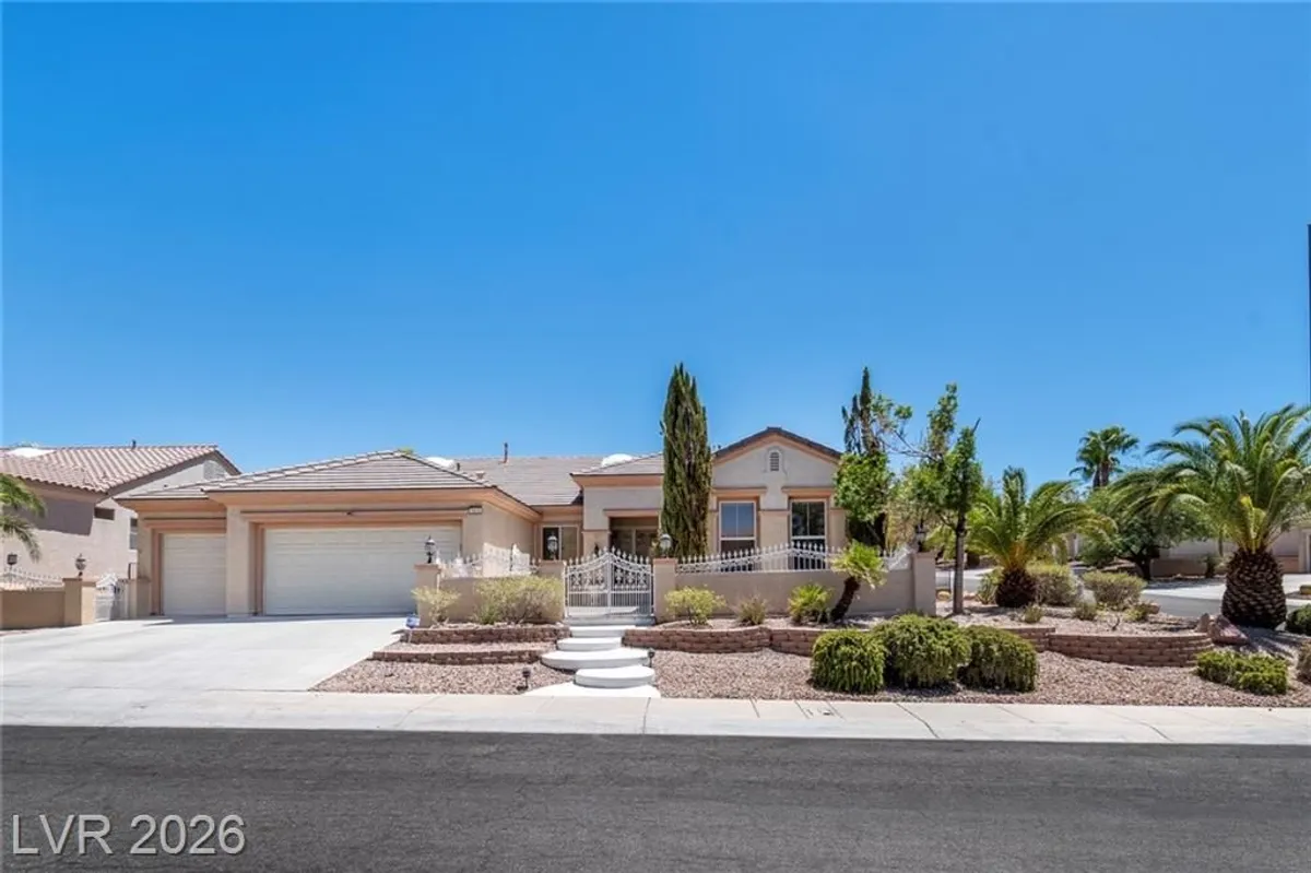 Property Slideshow image 1 of 59 | 1616 bontemps ct, Henderson, NV, 89052