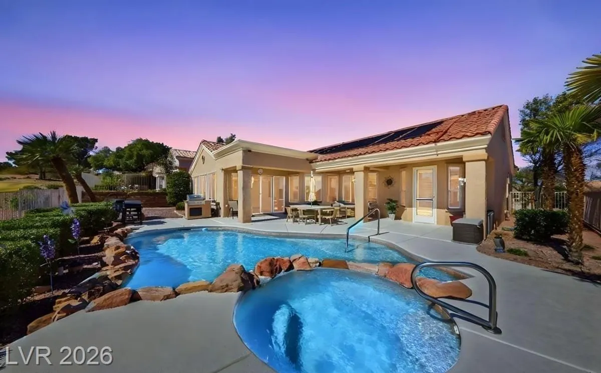 Property Slideshow image 1 of 89 | 10501 shoalhaven dr, Las Vegas, NV, 89134