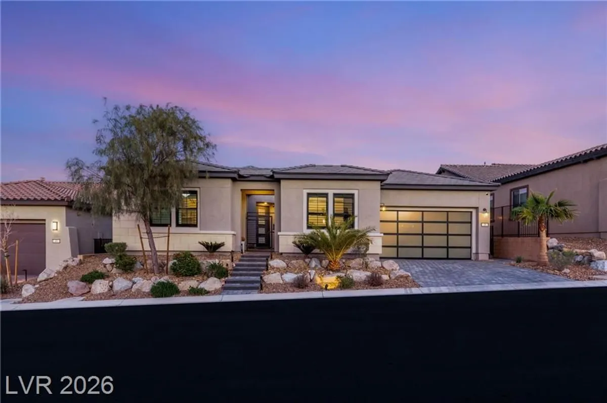 Property Slideshow image 1 of 67 | 36 thorn creek st, Henderson, NV, 89011