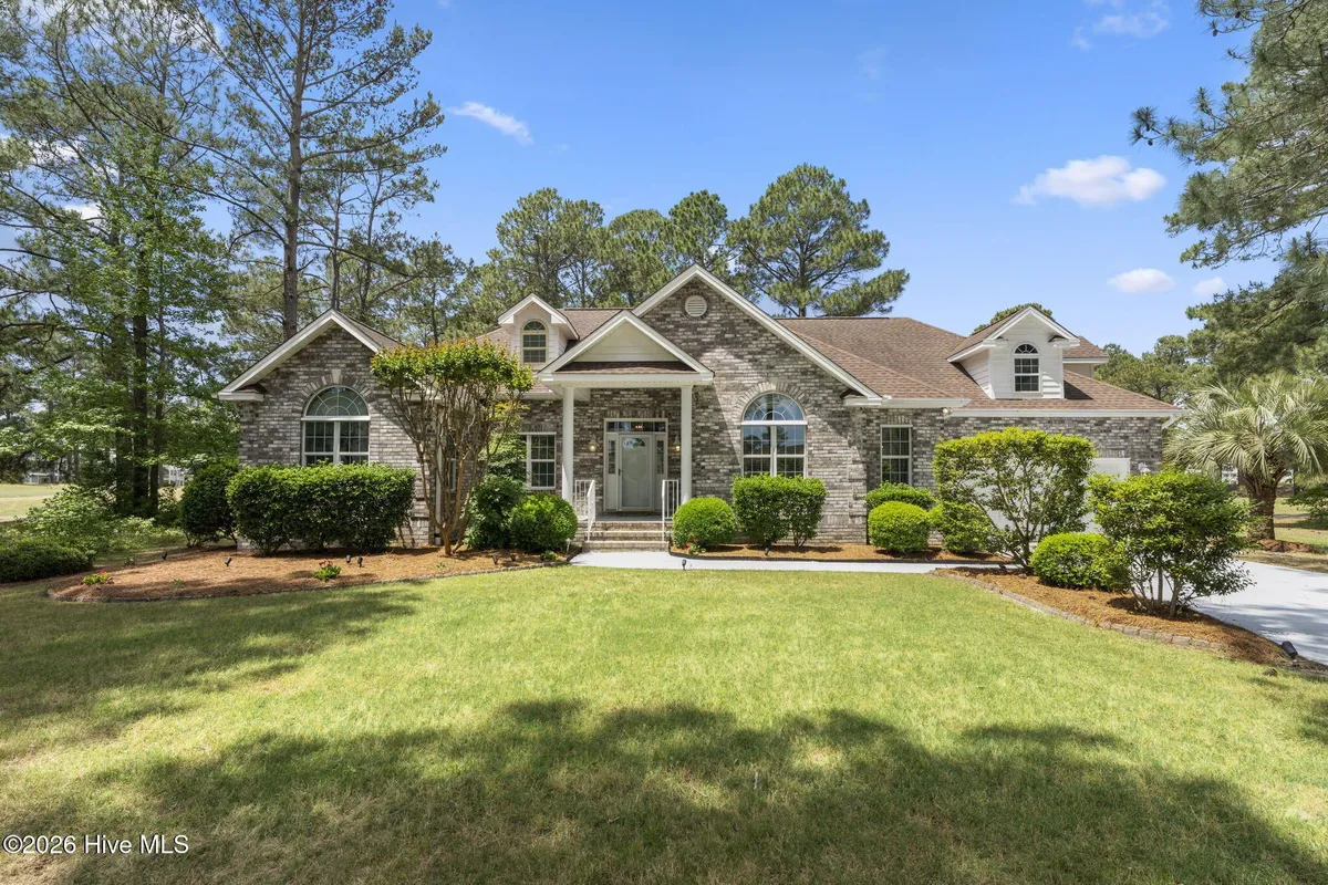 Property Slideshow image 1 of 58 | 8930 rosewood ct, Calabash, NC, 28467