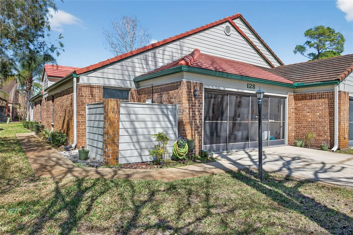 Property Slideshow image 1 of 65 | 128 bermuda petrel ct, Daytona Beach, FL, 32119