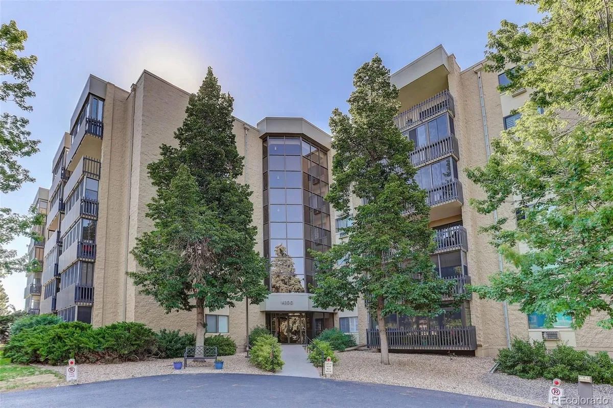 Property Slideshow image 1 of 45 | 14300 e marina dr 605, Aurora, CO, 80014