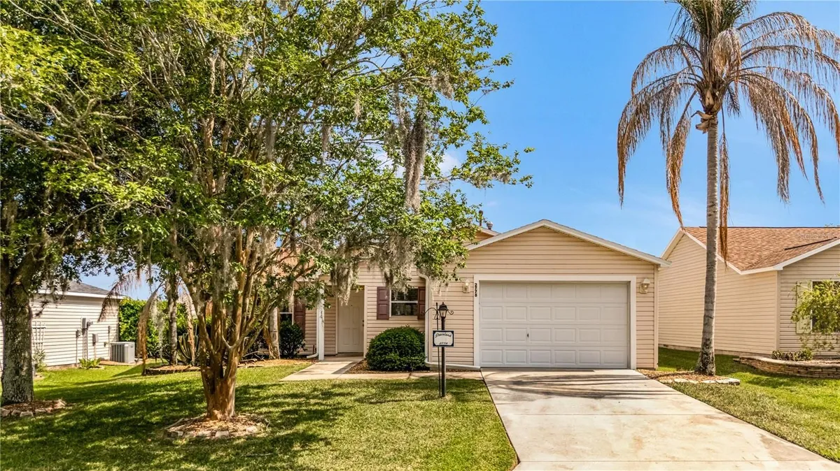Property Slideshow image 1 of 22 | 2778 edwards ln, The Villages, FL, 32162