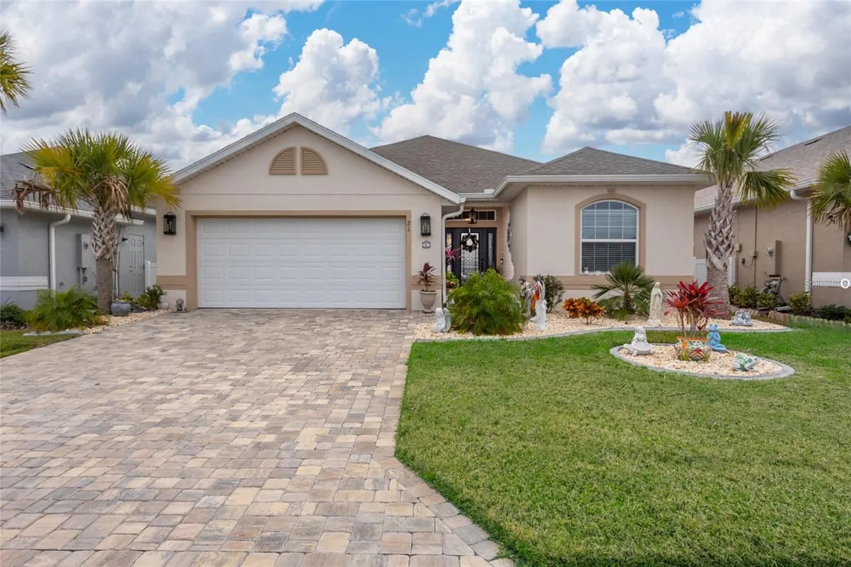 Property Slideshow image 1 of 38 | 21 tideway trl, Palm Coast, FL, 32137