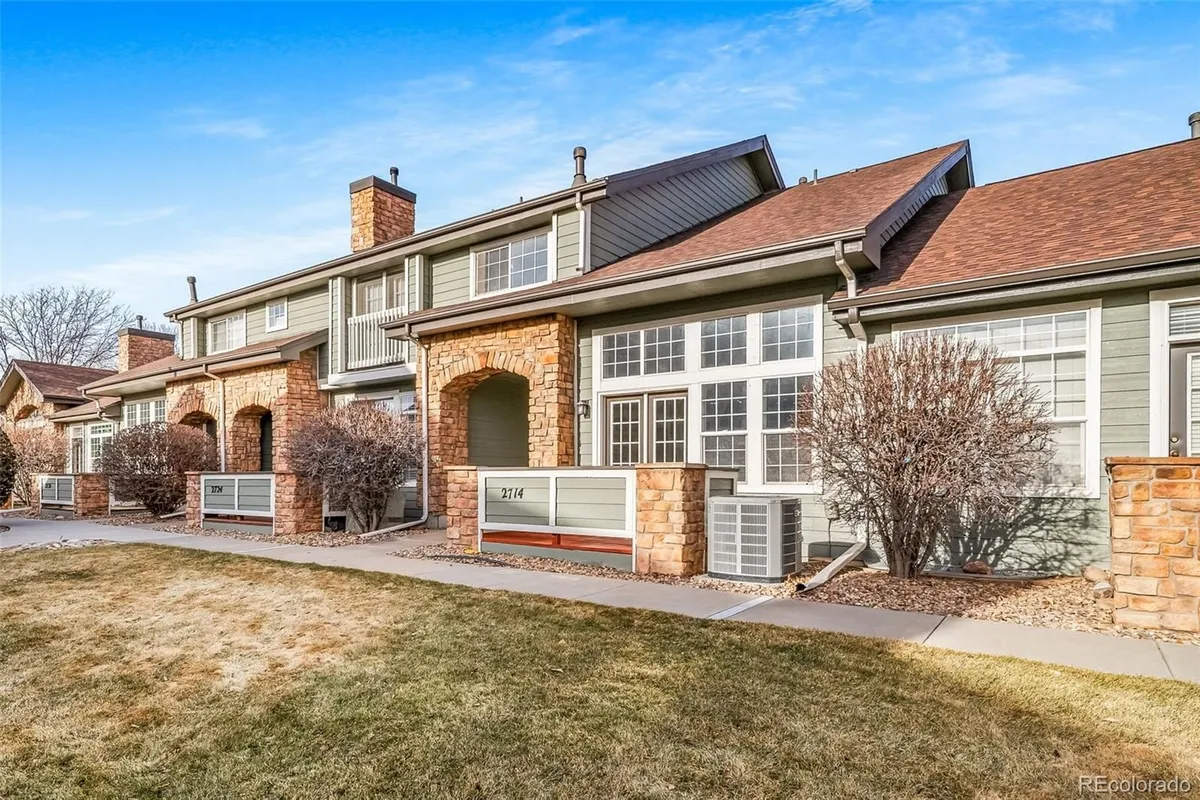 Property Slideshow image 1 of 48 | 2714 w greens ln, Littleton, CO, 80123