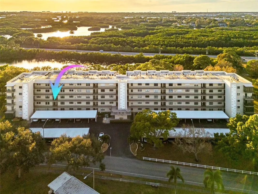 Property Slideshow image 1 of 32 | 8198 terrace garden dr n unit 202, St Petersburg, FL, 33709