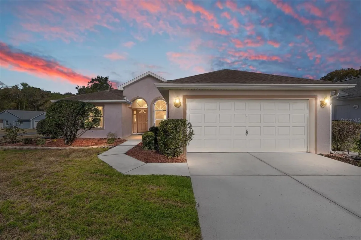 Property Slideshow image 1 of 52 | 11691 sw 71st cir, Ocala, FL, 34476