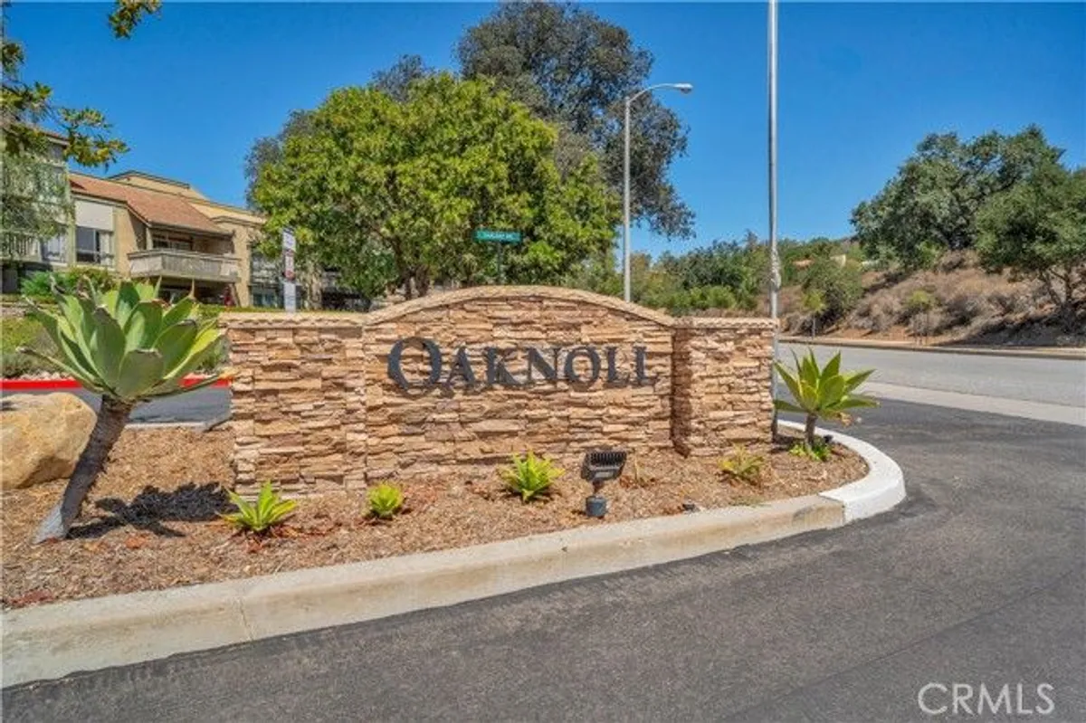 Property Slideshow image 1 of 22 | 291 sequoia ct apt 13, Thousand Oaks, CA, 91360