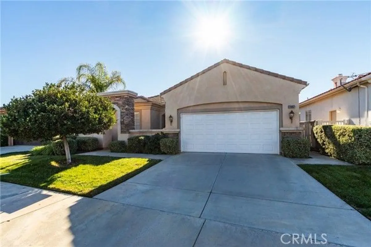 Property Slideshow image 1 of 57 | 28667 peach springs dr, Menifee, CA, 92584