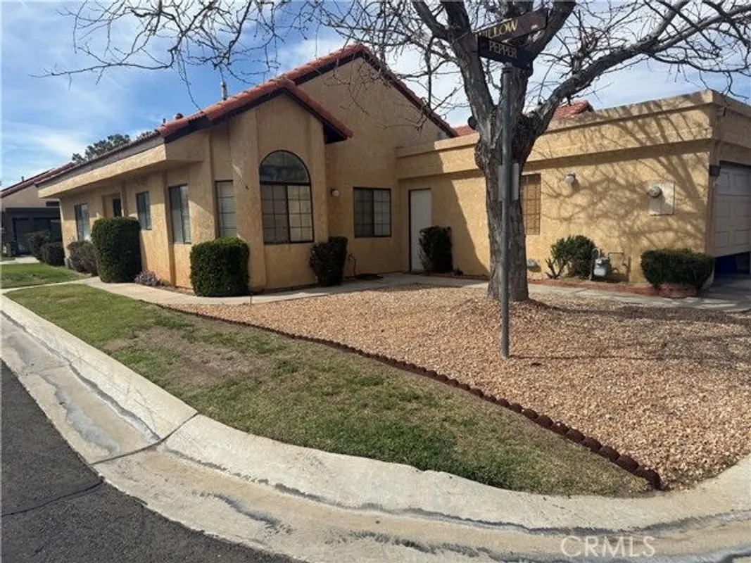 Property Slideshow image 1 of 33 | 11620 pepper ln, Apple Valley, CA, 92308