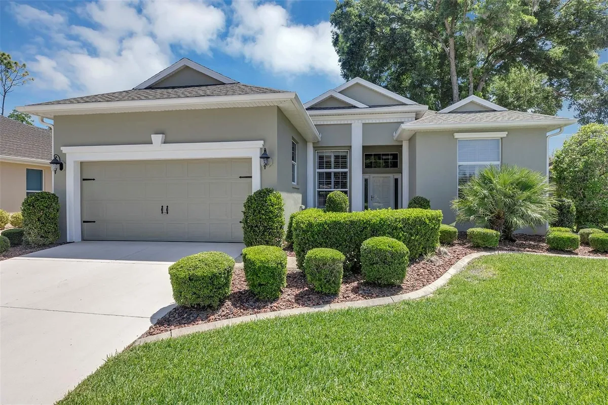 Property Slideshow image 1 of 36 | 10742 sw 71st cir, Ocala, FL, 34476