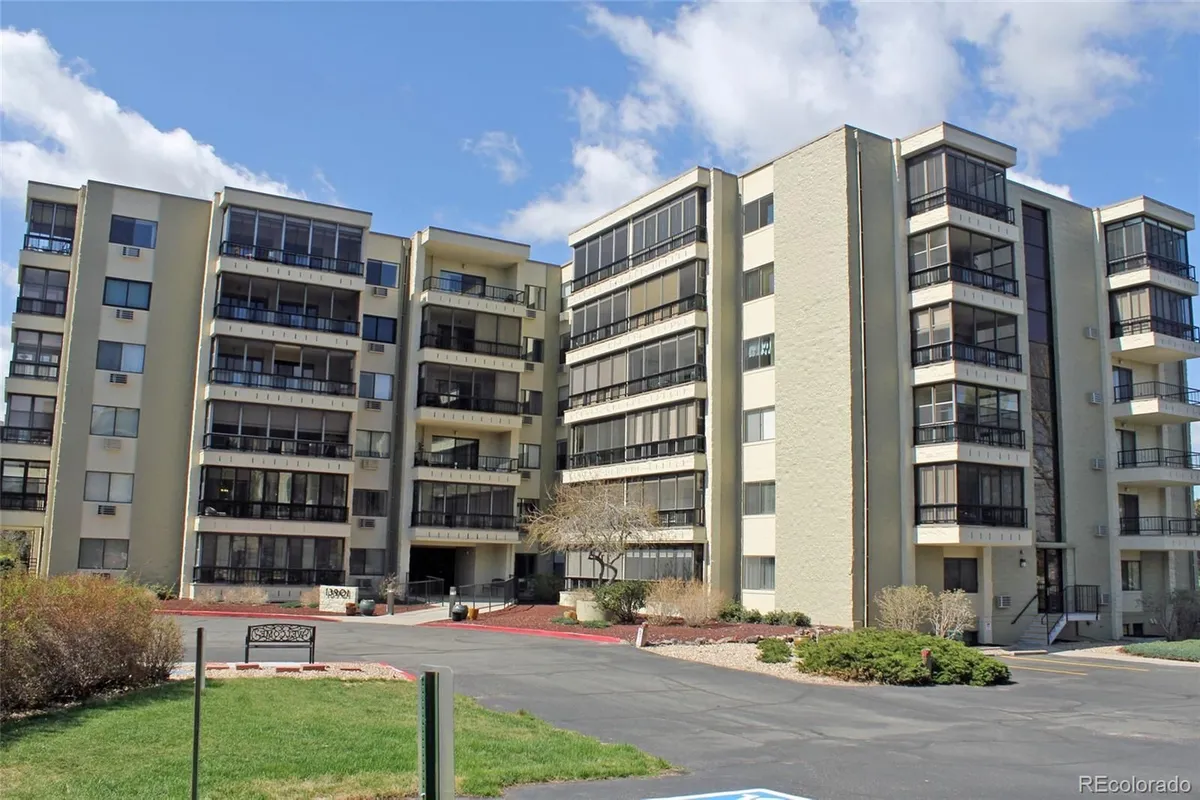 Property Slideshow image 1 of 30 | 13901 e marina dr 114, Aurora, CO, 80014