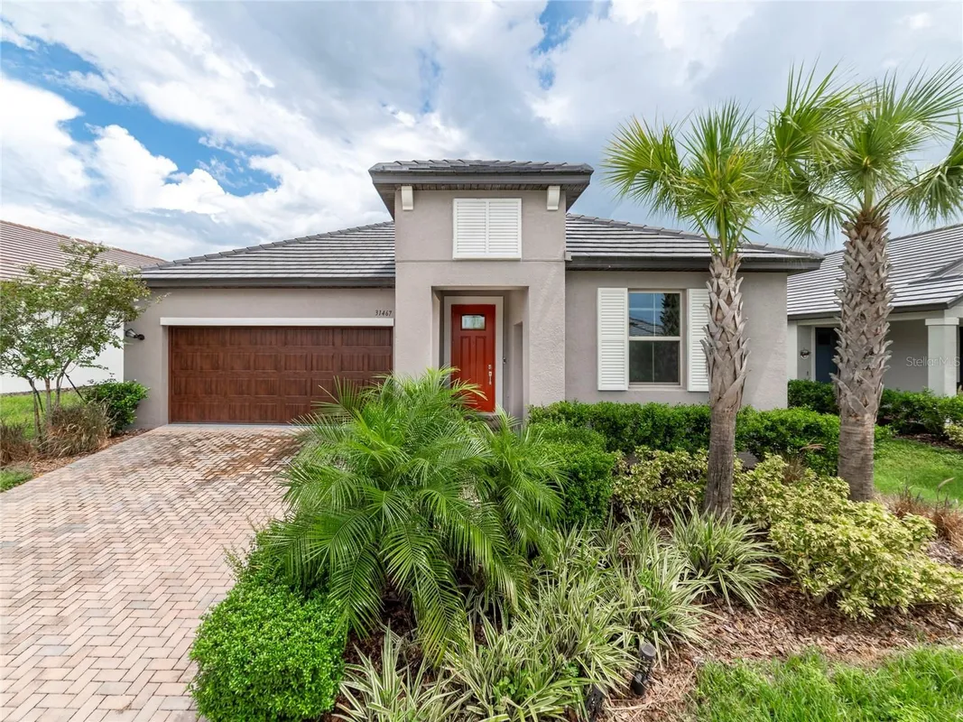 Property Slideshow image 1 of 66 | 31467 cannon rush dr, San Antonio, FL, 33576