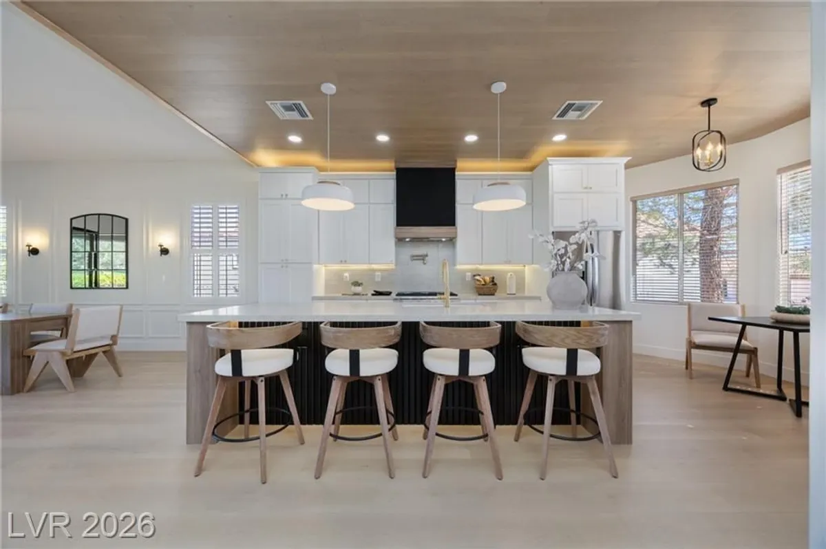 Property Slideshow image 1 of 52 | 2725 youngdale dr, Las Vegas, NV, 89134