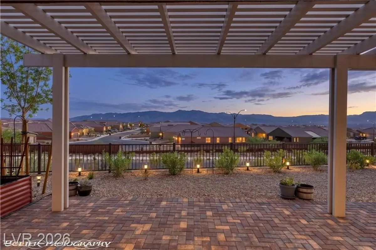 Property Slideshow image 1 of 68 | 1524 boxwood ter, Mesquite, NV, 89034