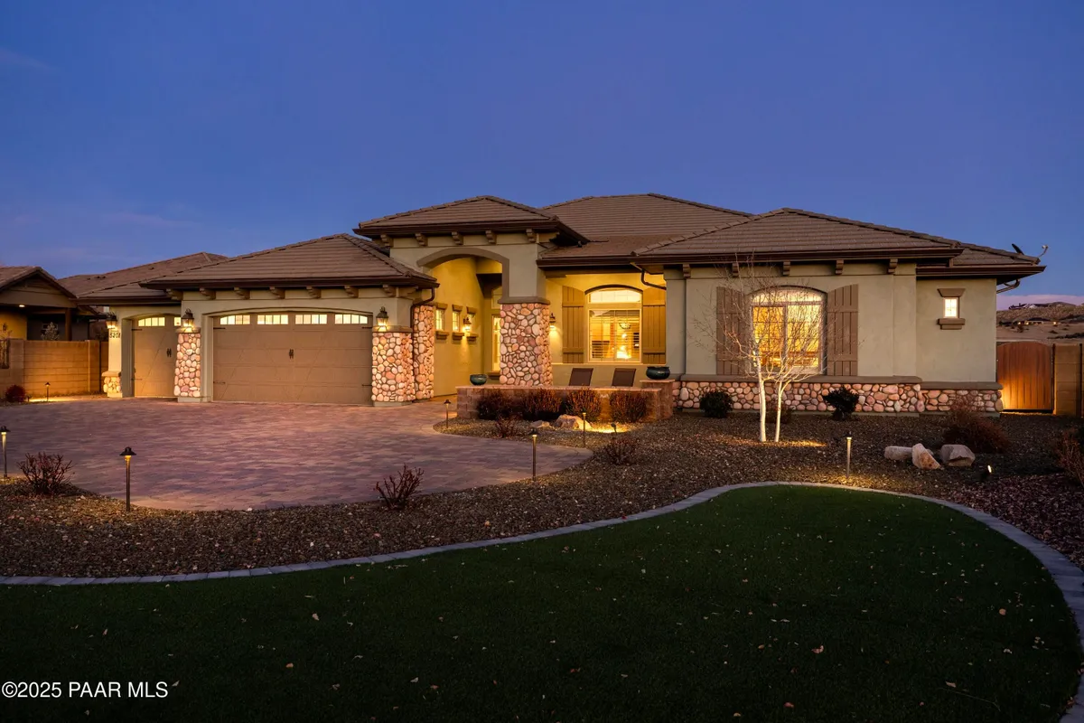 Property Slideshow image 1 of 95 | 5201 peavine view trl, Prescott, AZ, 86301