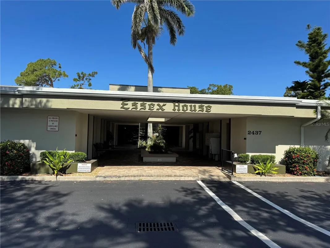 Property Slideshow image 1 of 15 | 2437 harbor blvd apt 215, Port Charlotte, FL, 33952