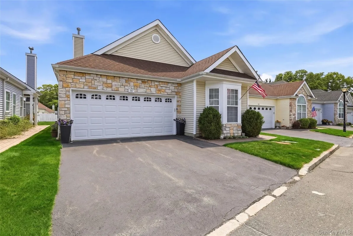 Property Slideshow image 1 of 48 | 581 leisure dr, Brookhaven, NY, 11961
