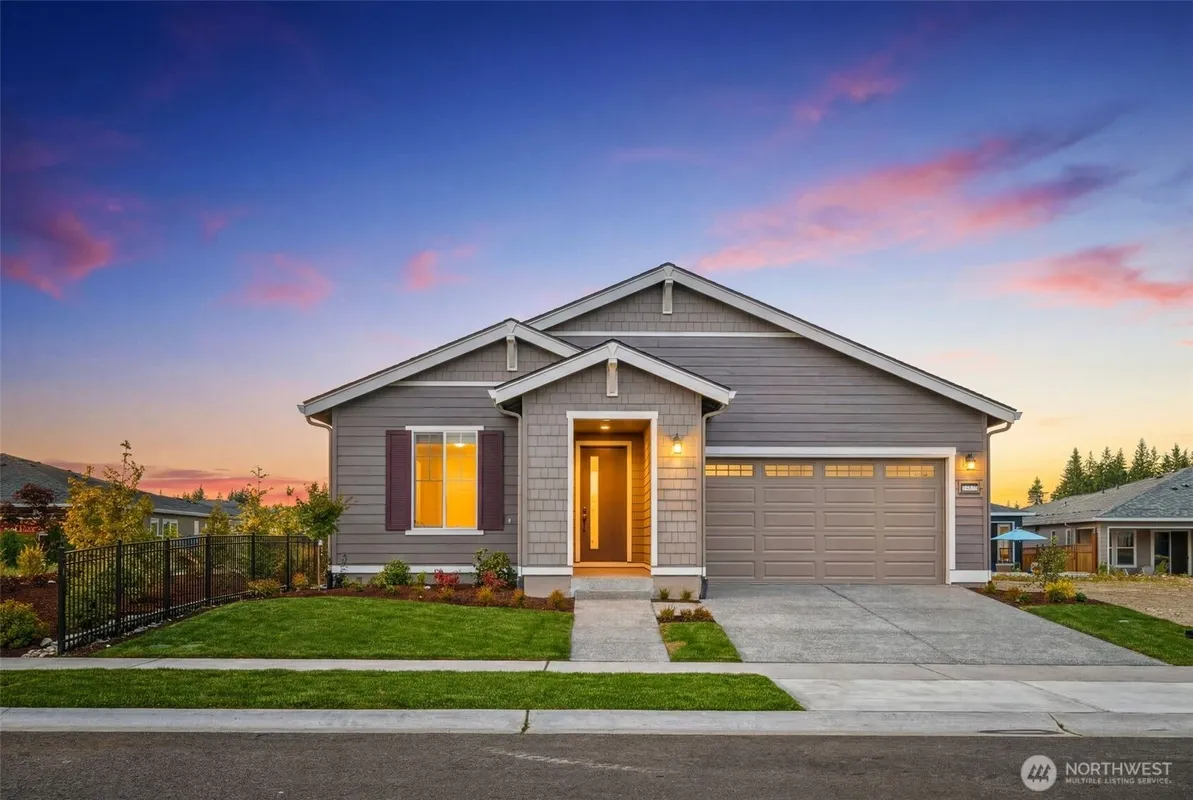 Property Slideshow image 1 of 36 | 14838 208th ave 1405, Bonney Lake, WA, 98391