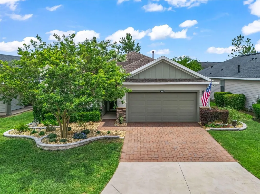 Property Slideshow image 1 of 34 | 5640 nw 37th lane rd, Ocala, FL, 34482