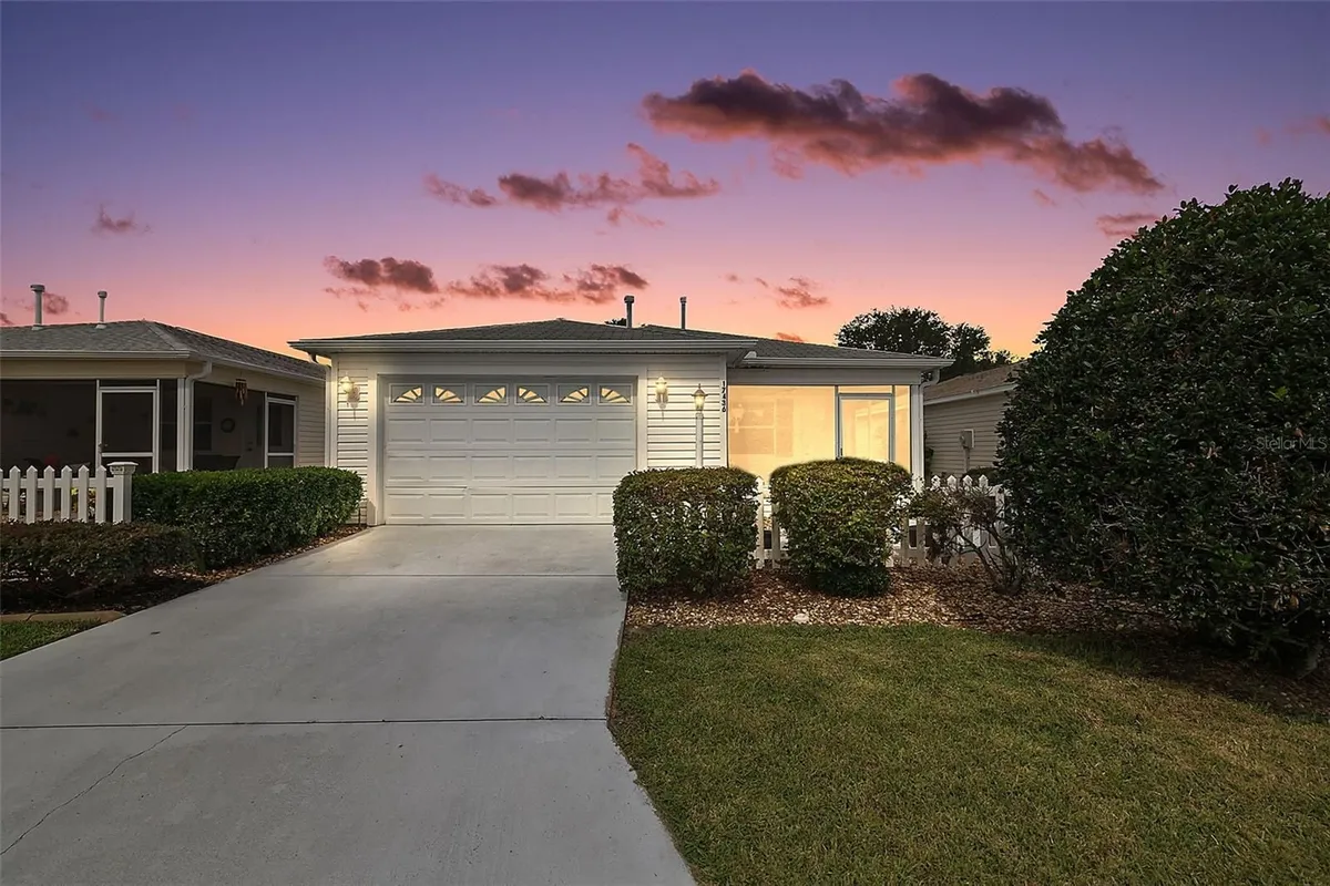 Property Slideshow image 1 of 42 | 17436 se 81st newberry ct, The Villages, FL, 32162